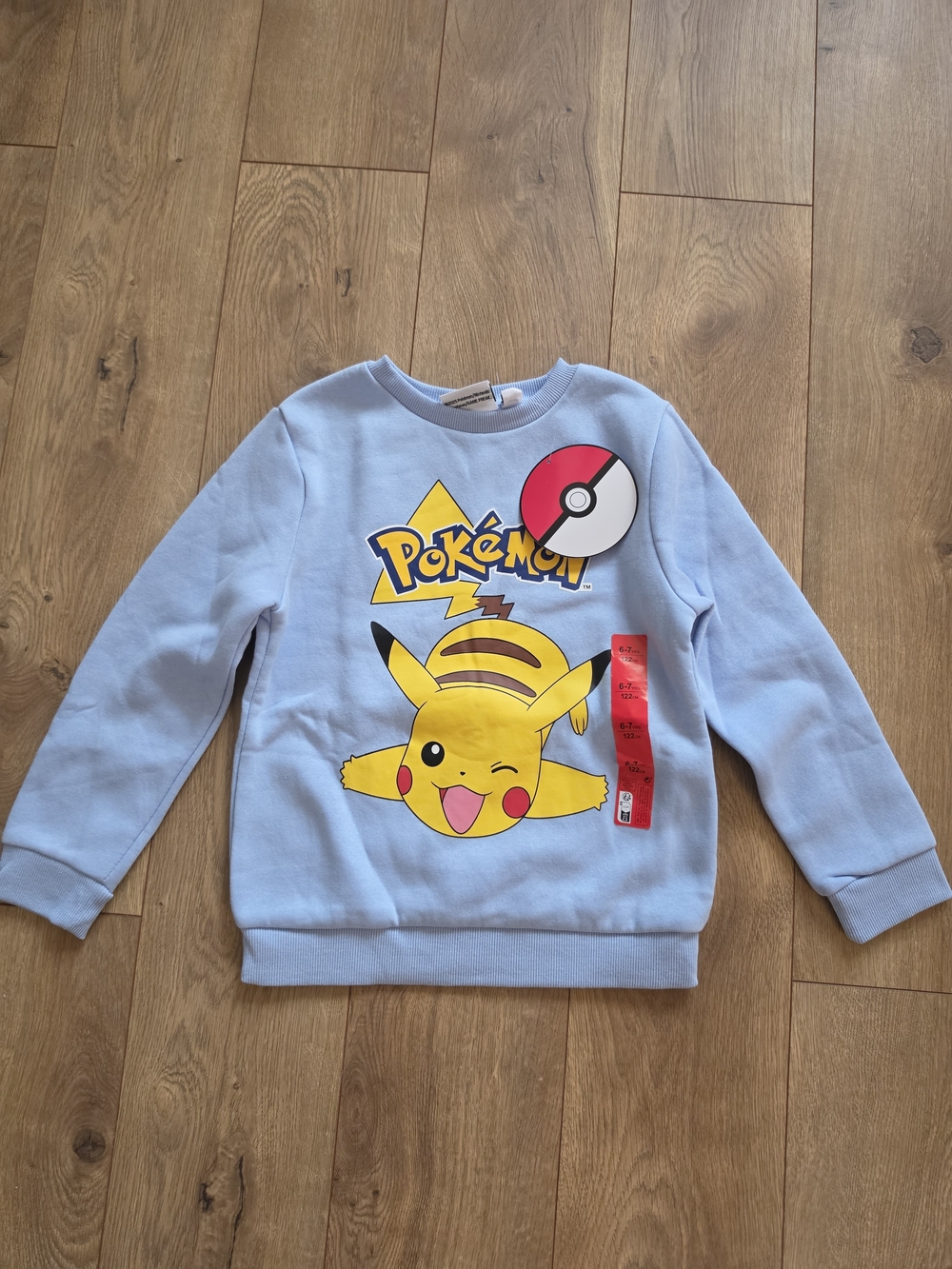 Official Pokemon Nintendo Pikachu Pullover Light Blue Kids Sweatshirt 6/7 YO
